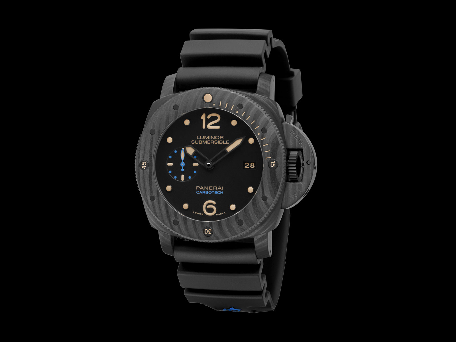 First Impression: Panerai Luminor Submersible 1950 Carbotech 3 Days ...